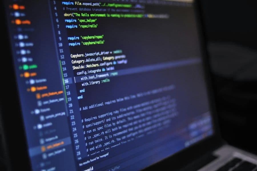 ecran-code-ia